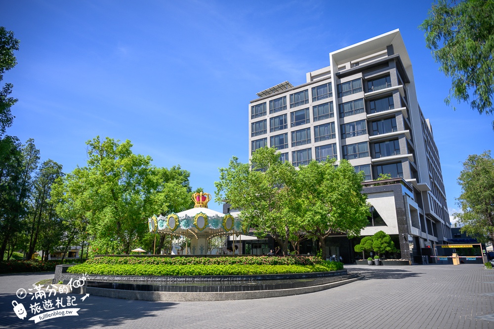 嘉義親子住宿推薦【新悦花園酒店】超狂童趣親子房型.森林小火車.旋轉木馬.大球池免費玩,還有迷你賽車體驗!
