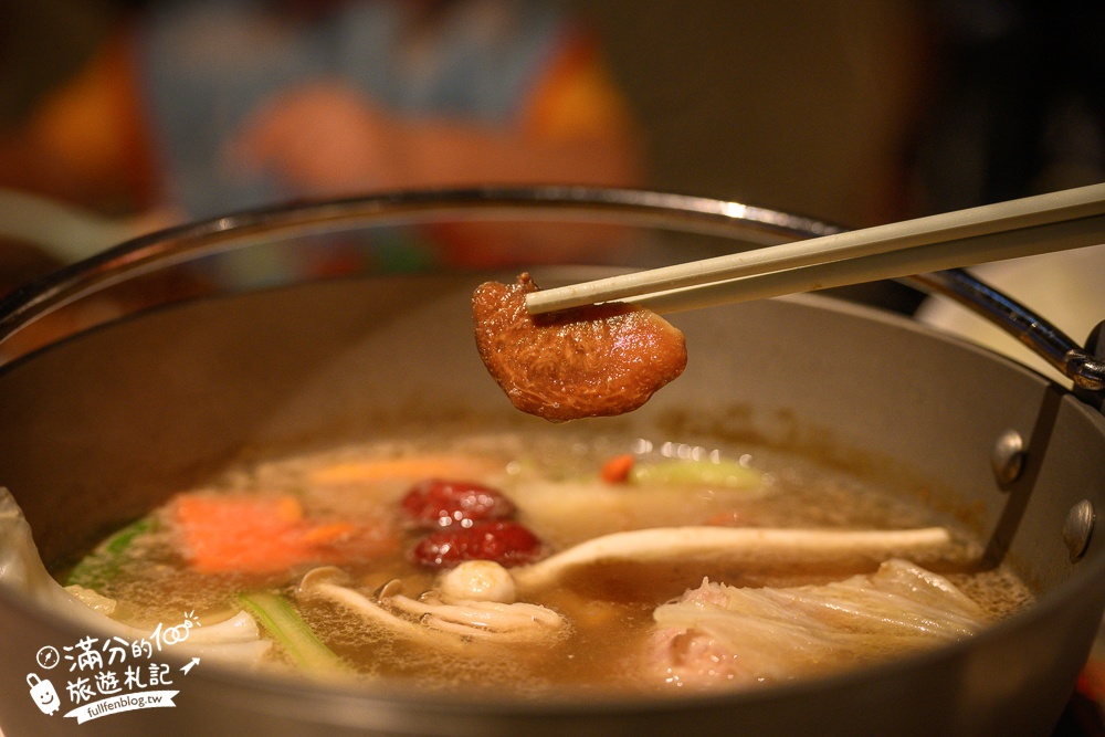 彰化新景點【3果6素360度超級食物景觀餐廳】吃養生鍋.泡腳賞夜一次滿足,超廣場城市美景盡收眼底!