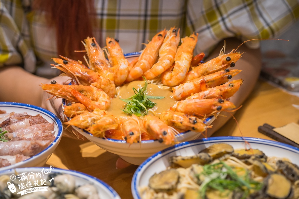 中壢美食【山禾堂拉麵中壢店】超狂海神拉麵,產地直送海味在拉麵裡炸開,澎湃海鮮超吸睛!