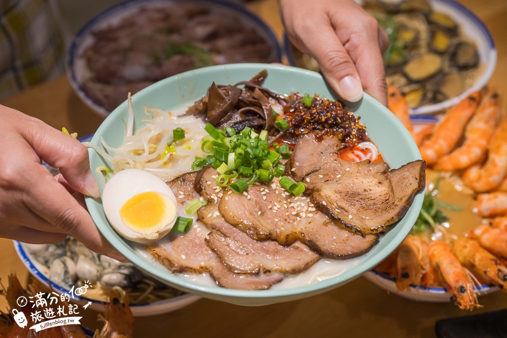 中壢美食【山禾堂拉麵中壢店】超狂海神拉麵,產地直送海味在拉麵裡炸開,澎湃海鮮超吸睛!