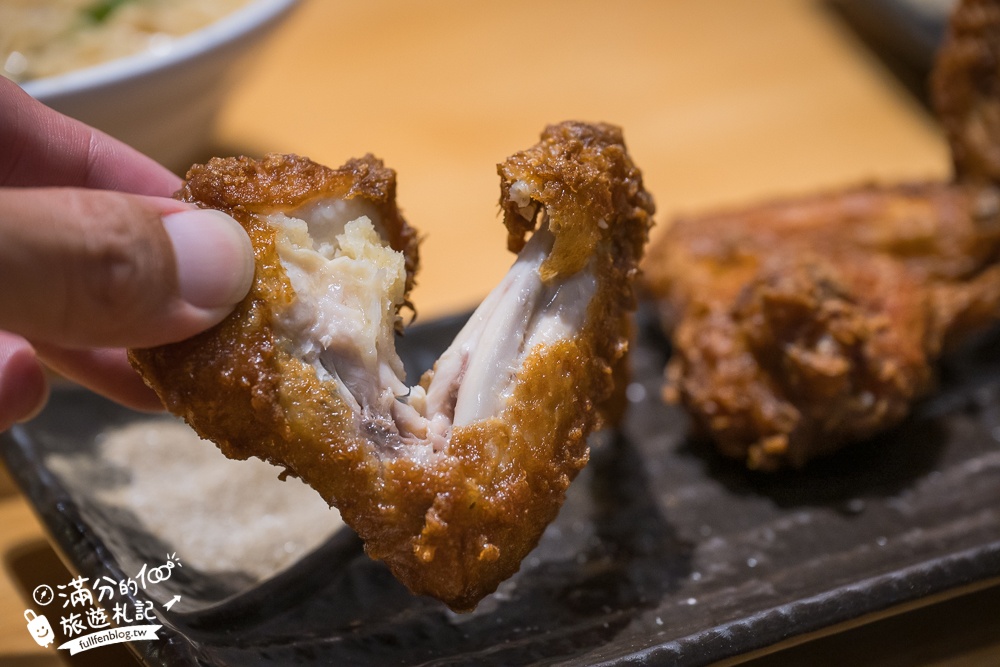 中壢美食【山禾堂拉麵中壢店】超狂海神拉麵,產地直送海味在拉麵裡炸開,澎湃海鮮超吸睛!