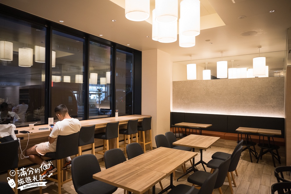 淺草飯店推薦【東京淺草曼迪設計飯店 MONday hotel 浅草】淺草寺步行5分鐘.豐盛自助吧早餐,貼心叫車送機服務!