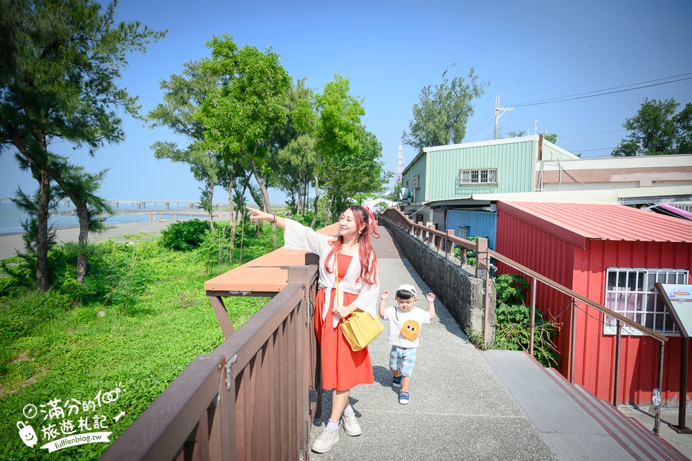 高雄泡麵土地公【永安烏林投玄德宮】南台灣唯一看海景吃泡麵的土地公廟,觀景視野佳,有拜有吃有保佑!
