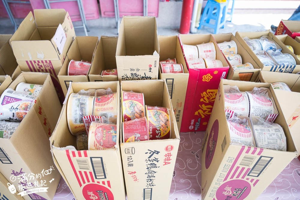 高雄泡麵土地公【永安烏林投玄德宮】南台灣唯一看海景吃泡麵的土地公廟,觀景視野佳,有拜有吃有保佑!