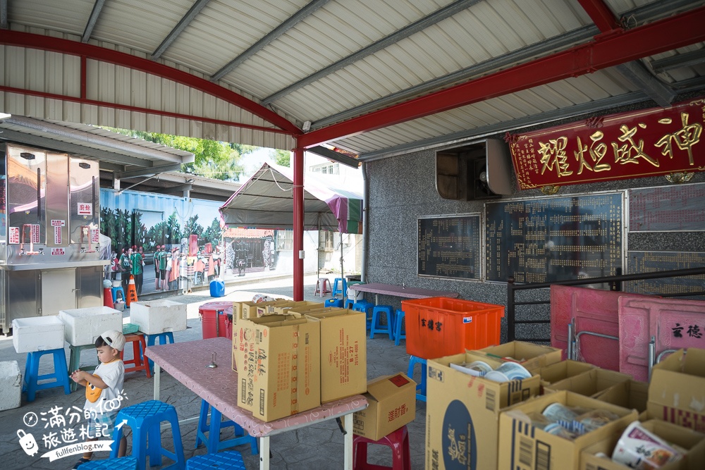 高雄泡麵土地公【永安烏林投玄德宮】南台灣唯一看海景吃泡麵的土地公廟,觀景視野佳,有拜有吃有保佑!