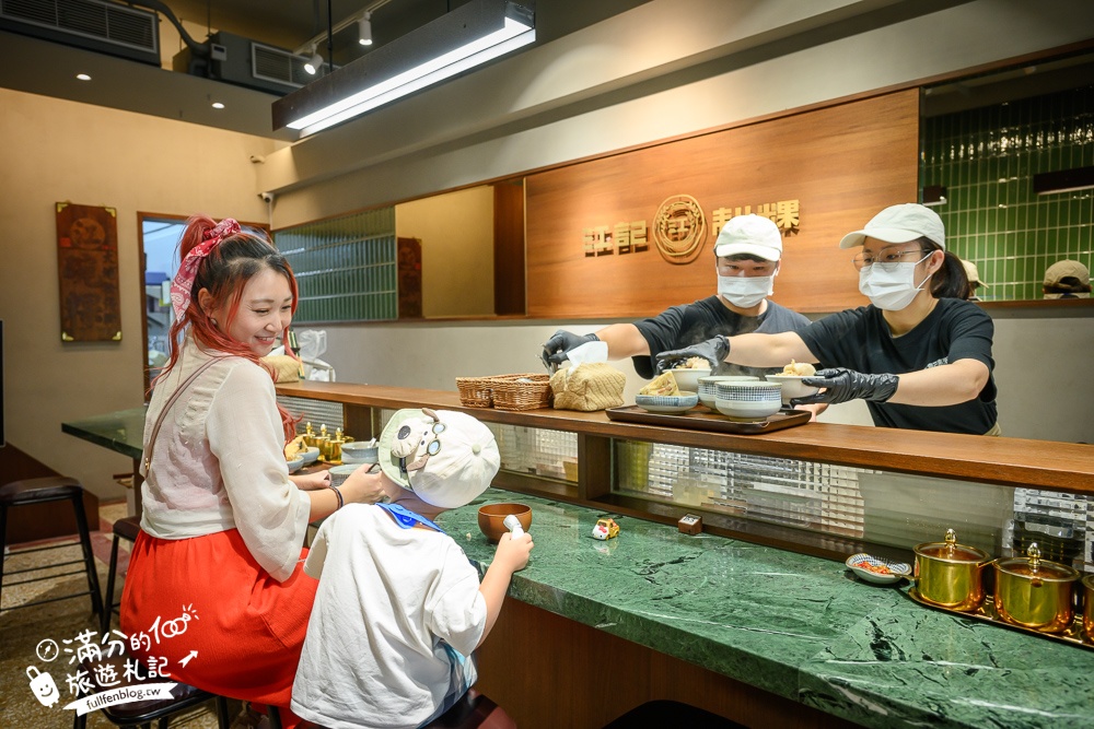 屏東必吃【江記制粿】超過50年的老字號碗粿,懷舊質感新店型,居然還有罐頭碗粿好吃好看還能送禮!