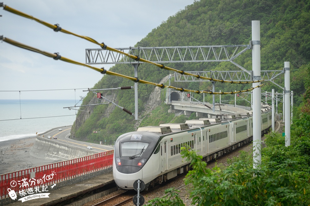 【台東太麻里景點一日遊】TOP6太麻里景點推薦,多良觀光車站.灌籃高手平交道.金針山花海&千禧亭賞日出!