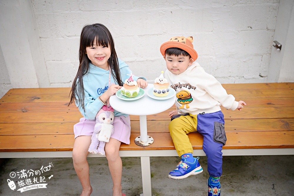 花蓮【Jiji Coffee吉吉咖啡】新城老街甜點咖啡館,創意舒芙蕾漢堡&奶油小狗,療癒空間浪漫好拍照! 花蓮【Jiji Coffee吉吉咖啡】新城老街甜點咖啡館,創意舒芙蕾漢堡&奶油小狗,療癒空間浪漫好拍照!