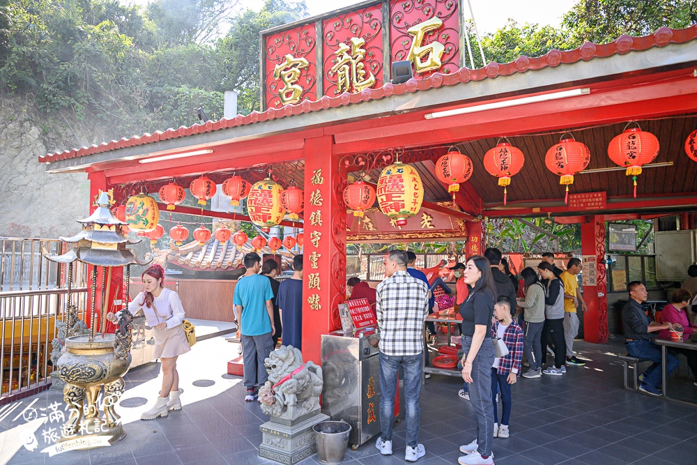 2026南投泡麵土地公【南投中寮石龍宮】拜伯公,吃平安發財泡麵~玩拍巨無霸泡麵碗!