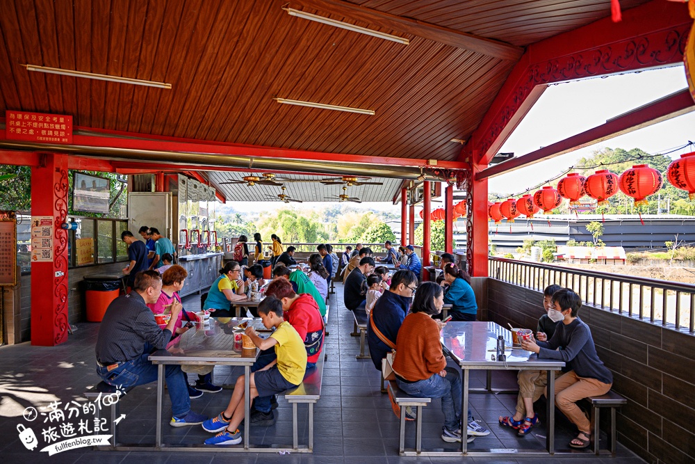 2026南投泡麵土地公【南投中寮石龍宮】拜伯公,吃平安發財泡麵~玩拍巨無霸泡麵碗!