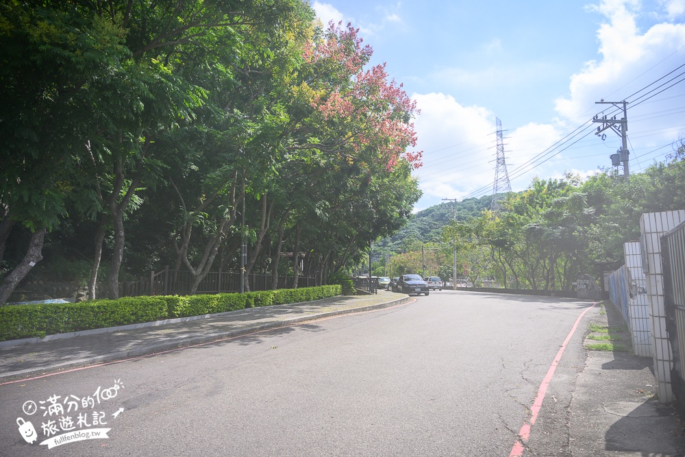 台中【清水鬼洞】鰲峰山隱藏版迷宮,挑戰日治時期的戰備隧道,高個者慎入!