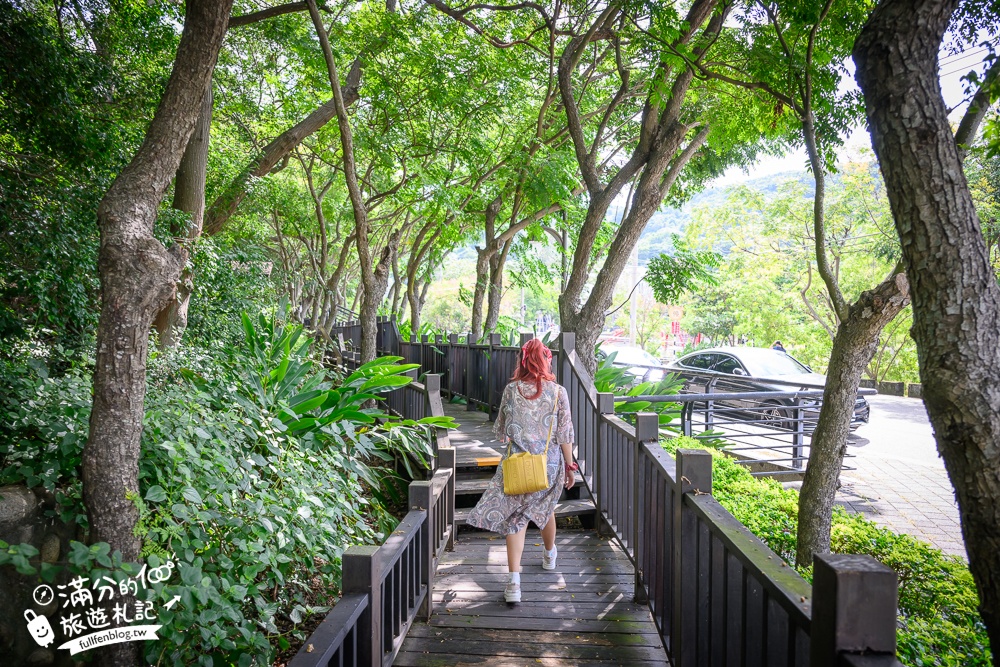 台中【清水鬼洞】鰲峰山隱藏版迷宮,挑戰日治時期的戰備隧道,高個者慎入!