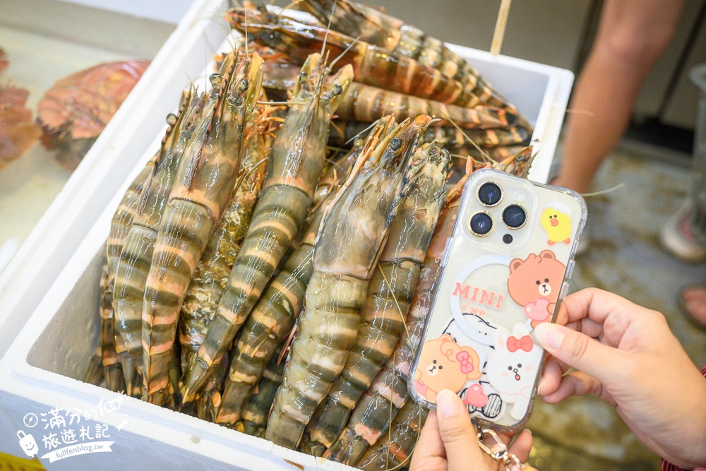 【阿布潘水產】台中最狂海鮮超市!吃秋蟹的秘密基地,水產界的好事多,挑選到烹飪一條龍服務太貼心!