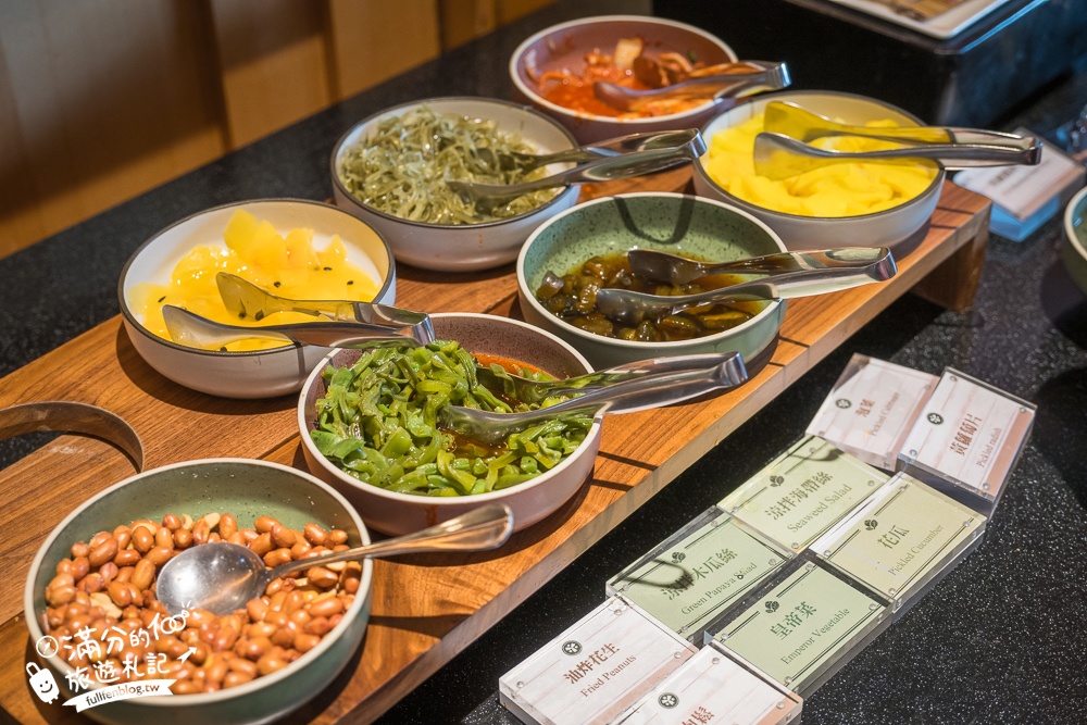 【桃園桃園高爾夫俱樂部 ‧ 悅華大酒店】一泊二食早餐+宵夜超狂,旋轉木馬.摩天輪.迷你賽車&高爾夫通通免費玩!