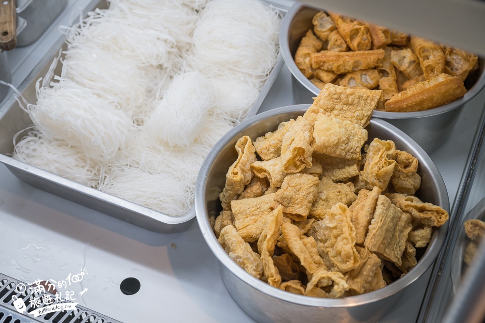 【羊霸天下台中太平店】平價羊肉爐鴛鴦鍋吃到飽.自助吧100道,羊膝.羊大骨.羊肚.羊肋排任你吃,甜點飲料冰淇淋無限暢飲!
