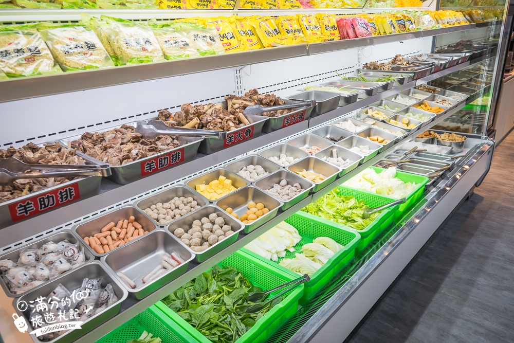 【羊霸天下台中太平店】平價羊肉爐鴛鴦鍋吃到飽.自助吧100道,羊膝.羊大骨.羊肚.羊肋排任你吃,甜點飲料冰淇淋無限暢飲!