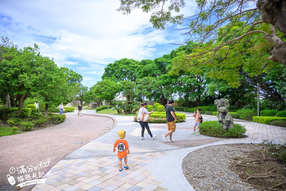 桃園【77巧克力共和國】全球最大77乳加巧克力地標,桃園室內親子景點,玩巧克力手作DIY!