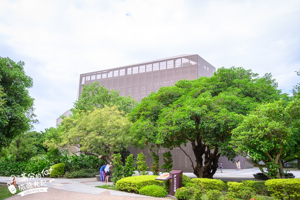 桃園【77巧克力共和國】全球最大77乳加巧克力地標,桃園室內親子景點,玩巧克力手作DIY!