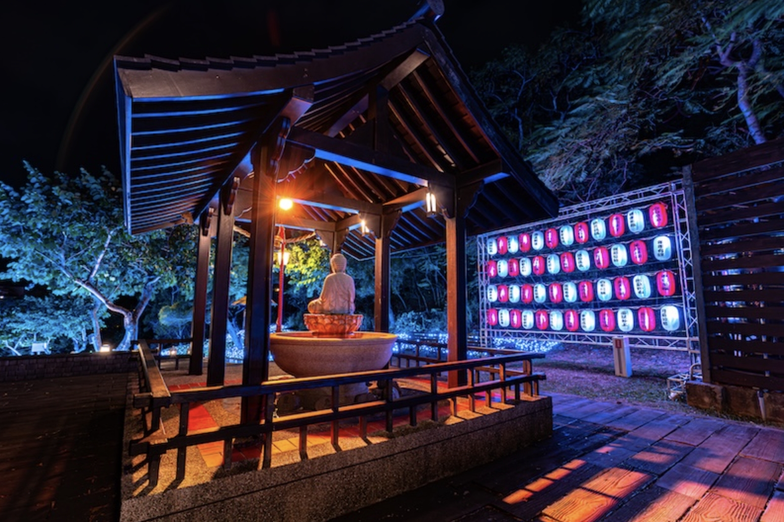 【2025四重溪溫泉季】四重溪溫泉公園玩樂攻略！夢幻燈飾和活動資訊.泡足湯.溫泉煮.賞燈海夢幻滿分!