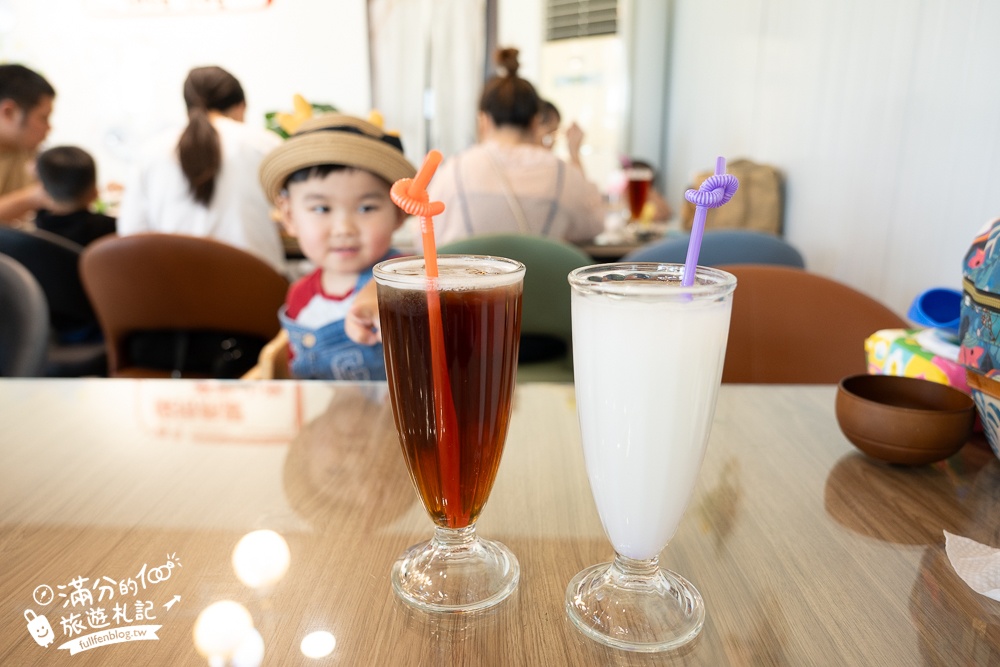 彰化景點【有樂莊園】田尾親子景點推薦,小火車免費搭不限時,沙坑溜滑梯球池免費玩,還能用餐下午茶!