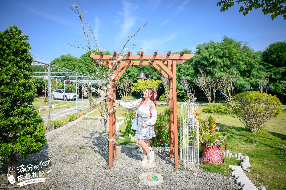 彰化景點【有樂莊園】田尾親子景點推薦,小火車免費搭不限時,沙坑溜滑梯球池免費玩,還能用餐下午茶!