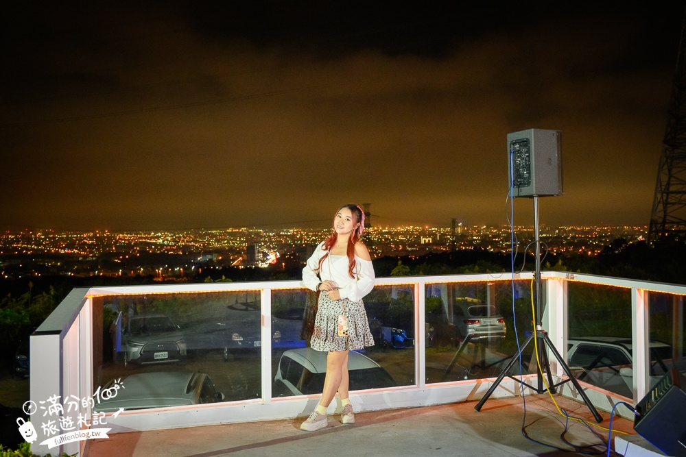 【那兩蚵烤鮮蚵】台中夜景親子餐廳推薦,吃燒烤海鮮.火鍋.熱炒,還能撈魚賞夜.看現場駐唱表演!