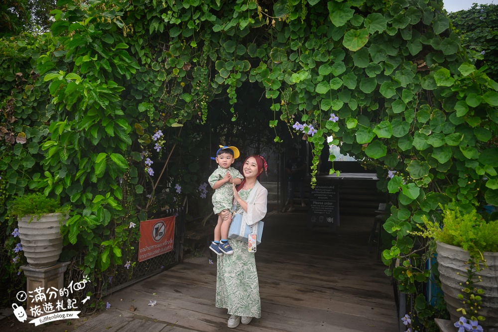 泰國北碧府【MEENA Cafe】北碧府網美咖啡館推薦,稻海步道太迷人,遠離喧囂還能眺望虎穴寺!