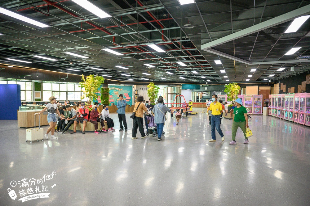 雲林【古坑綠色隧道】最新鵝媽媽鵝童驛站超可愛,順遊假日綠色隧道市集好吃好逛又好玩!