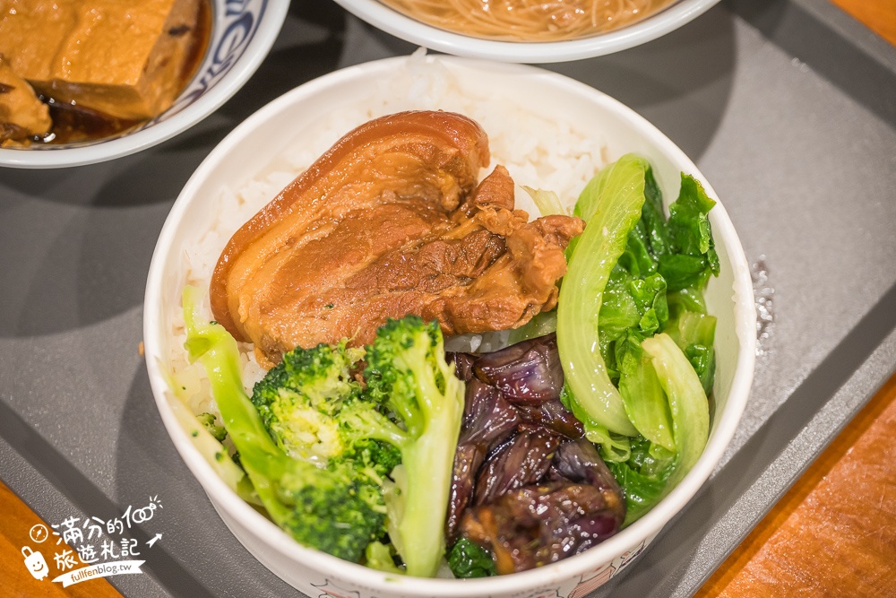 彰化【蚵ㄚ仁肉臊飯爌肉飯】復古風爌肉飯餐廳,飄香30年的在地小吃!