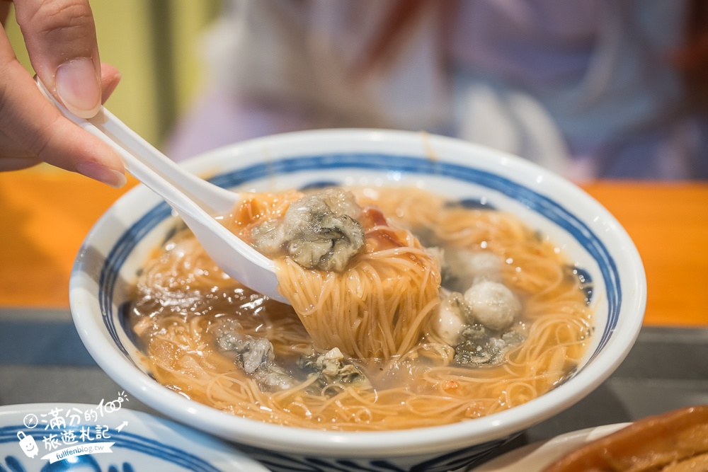 彰化【蚵ㄚ仁肉臊飯爌肉飯】復古風爌肉飯餐廳,飄香30年的在地小吃!