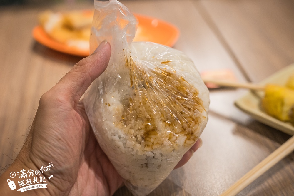 宜蘭美食推薦【老張早餐吧】頭城早餐推薦,招牌必吃大軍鴨境&南瓜豆漿,在紅磚老屋裡吃早餐!