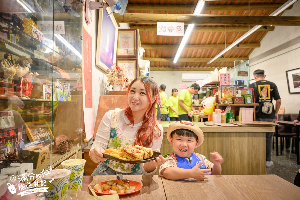宜蘭美食推薦【老張早餐吧】頭城早餐推薦,招牌必吃大軍鴨境&南瓜豆漿,在紅磚老屋裡吃早餐!