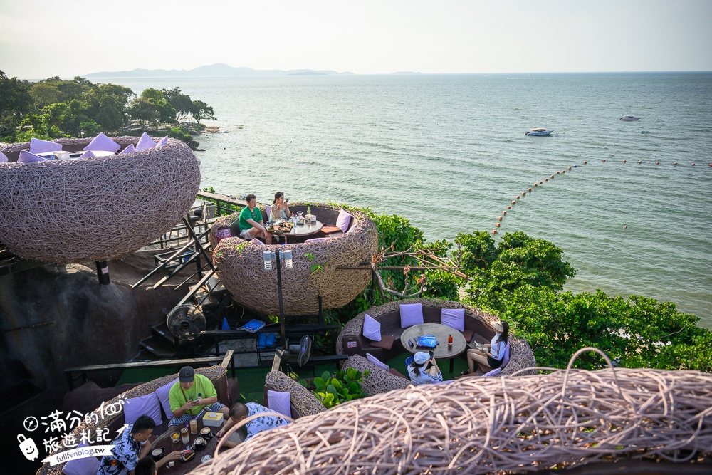 芭達雅景觀餐廳【3 Mermaids】最新菜單.三隻美人魚海景餐廳,坐在鳥巢上用餐看海太浮誇,還能玩拍巨無霸美人魚!