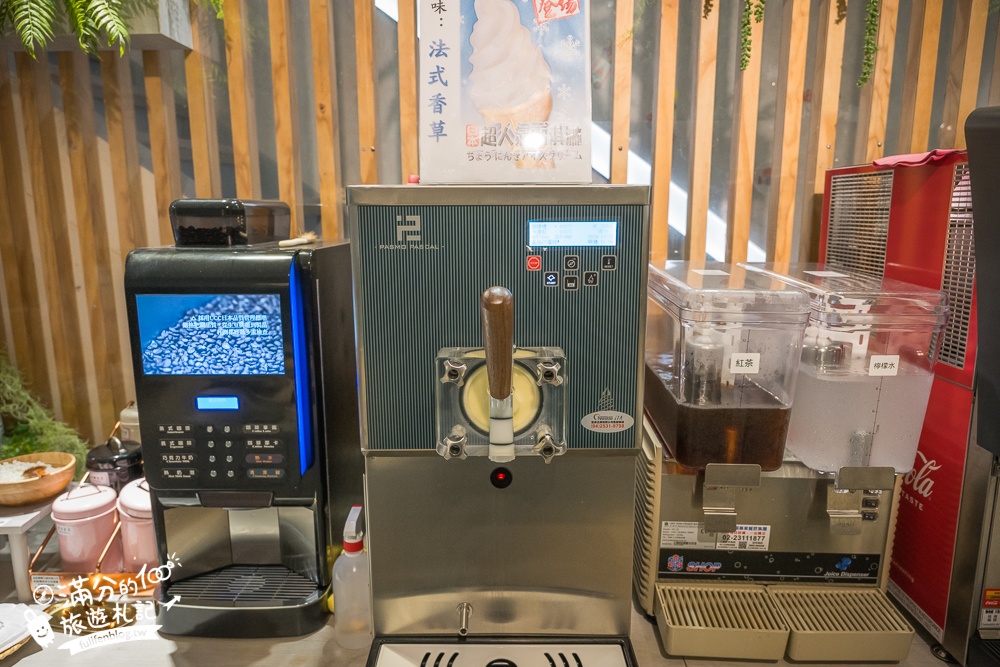 桃園火鍋【鍋泰暖】泰式南洋鍋物桃園中壢店,超夯冬陰功火鍋,叢林風鍋物溫馨好吃好溫暖!