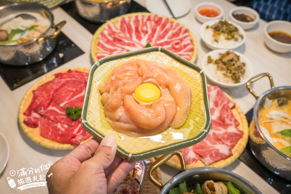 桃園火鍋【鍋泰暖】泰式南洋鍋物桃園中壢店,超夯冬陰功火鍋,叢林風鍋物溫馨好吃好溫暖!