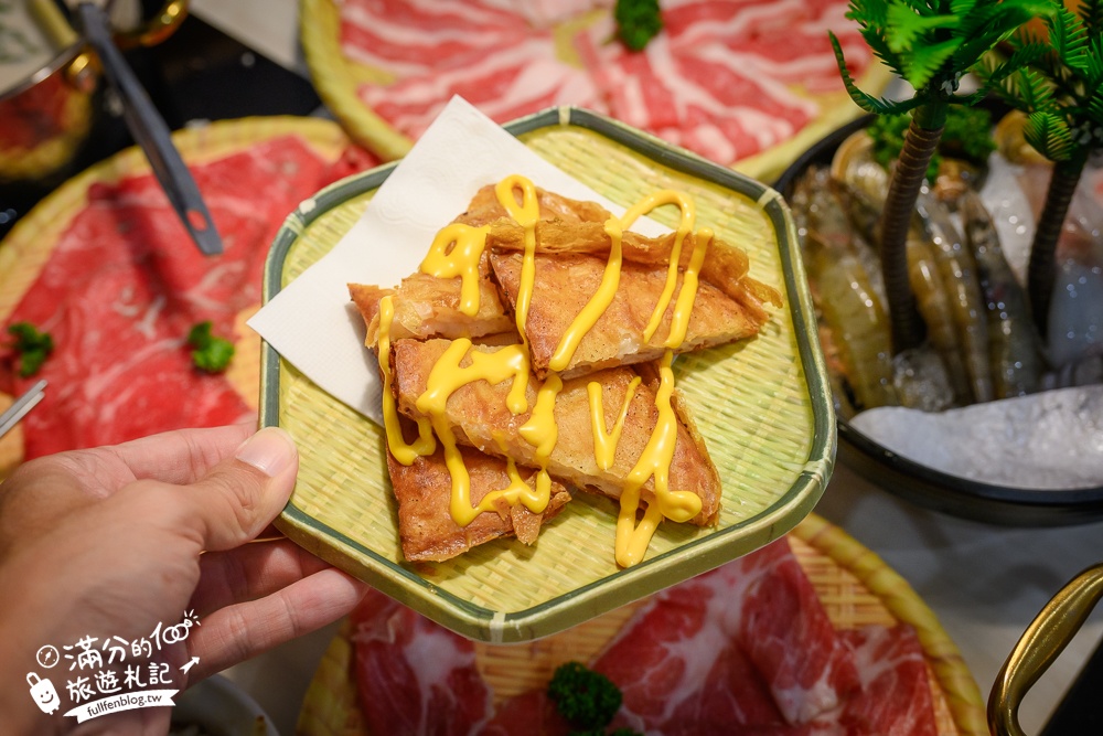 桃園火鍋【鍋泰暖】泰式南洋鍋物桃園中壢店,超夯冬陰功火鍋,叢林風鍋物溫馨好吃好溫暖!