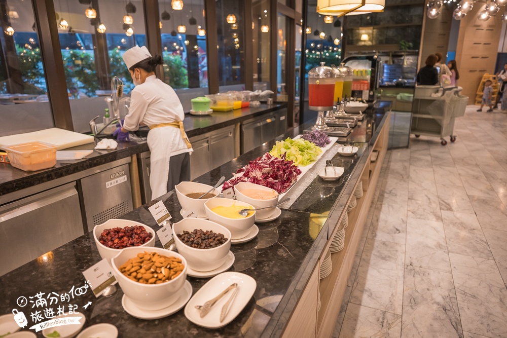 2026羅東親子玩水飯店【村却國際溫泉酒店】360度環景頂樓酒吧.雙湯池景觀房型,一次看懂值不值得住？
