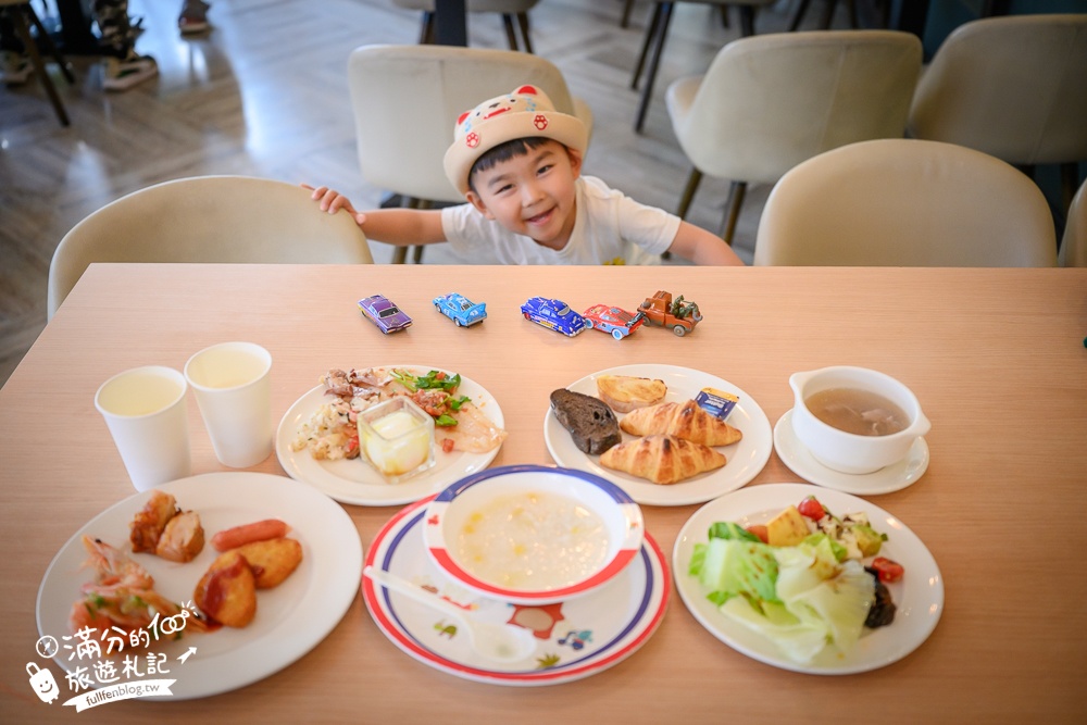 2026羅東親子玩水飯店【村却國際溫泉酒店】360度環景頂樓酒吧.雙湯池景觀房型,一次看懂值不值得住？