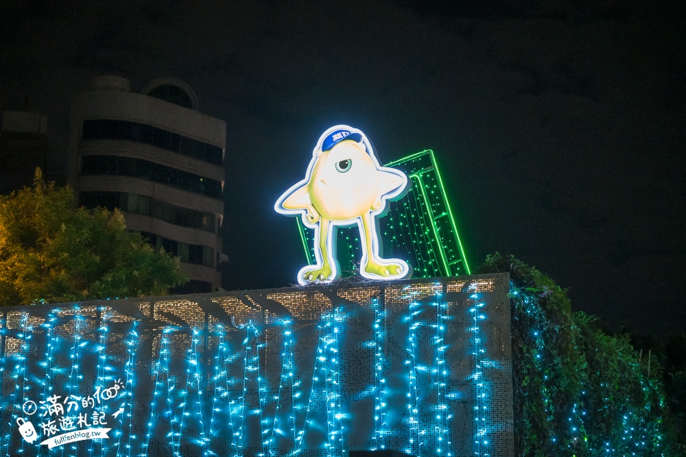 【2024台中耶誕嘉年華】台中聖誕節哪裡玩？怪獸電力公司主題搬進台中柳川,用尖叫聲嗨起來!