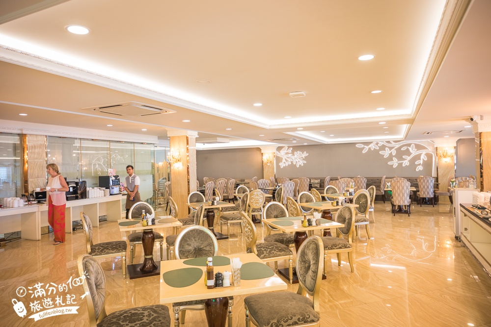 芭達雅住宿推薦【LK翡翠海灘飯店LK Emerald Beach】免費接駁送21航站芭達雅百貨逛街,絕美沙灘泳池太享受!