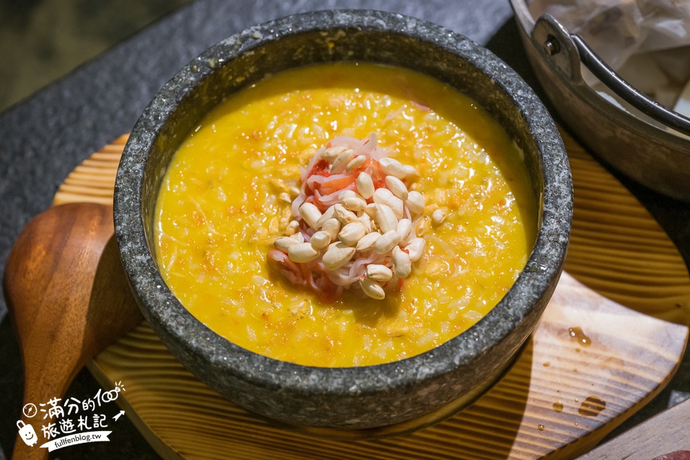 台中【瓦庫燒肉WOW COOL】全台最夢幻燒肉老宅,變身聖誕村,和聖誕老公公一起吃燒肉!