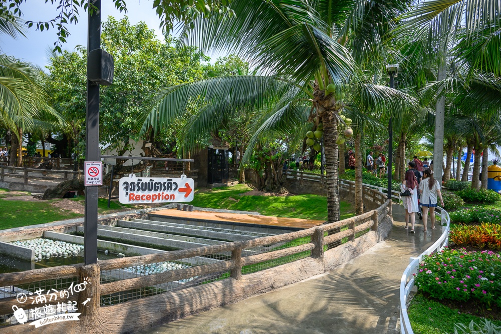 芭達雅景觀餐廳【Pa Boon Cafe】迷你版馬雅遜河秘境.叢林風茅草水上餐廳超美,還有超大兒童遊戲區!
