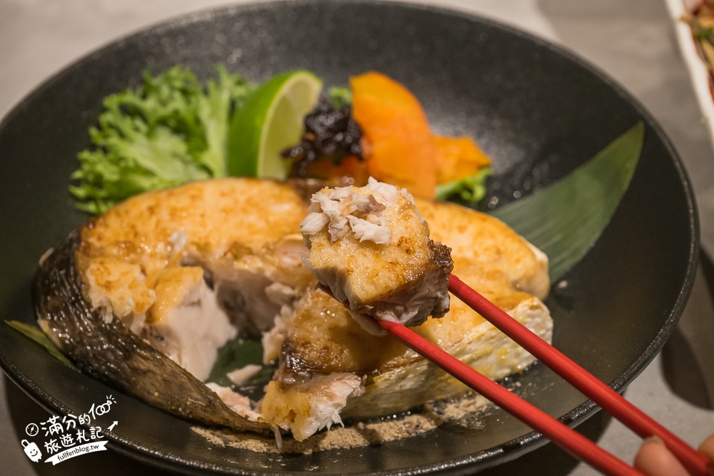 新竹【八庵和風海宴】海鮮控必吃!竹北另類無菜單料理,活跳跳海鮮現選現煮新鮮吃得到,大小家庭聚會首選!
