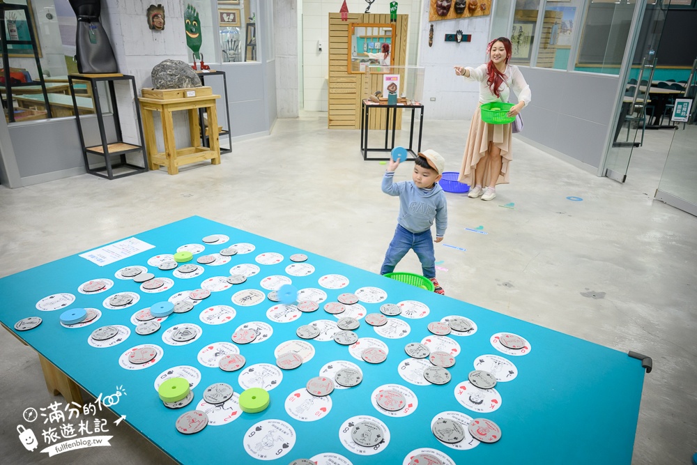 【2025田中景點一日遊】TOP10個彰化田中溪州順遊景點推薦,巨人聖誕襪.窯燒貓村.水上鳥居.金色宮殿,彰化田中親子遊!