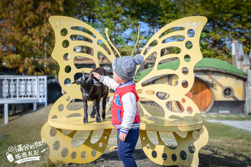 【2025琉璃仙境最新動物園區】環遊世界的萌寵樂園.笑笑羊.羊駝.侏儒山羊陪你玩,還能在水管屋裡吃火鍋!
