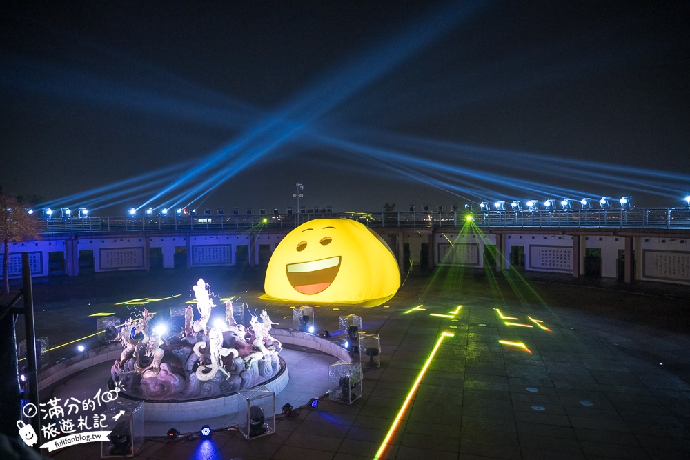 【2025彰化月影燈季】最新活動資訊&光雕秀時間.巨無霸emoji表情符號在八卦山大佛開演唱會!