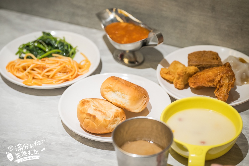 桃園美食【我家牛排南崁店】點390元平價牛排,就能享100道美食自助吧無限暢飲超狂！