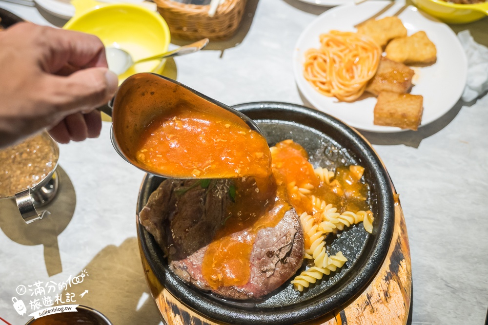 桃園美食【我家牛排南崁店】點390元平價牛排,就能享100道美食自助吧無限暢飲超狂！