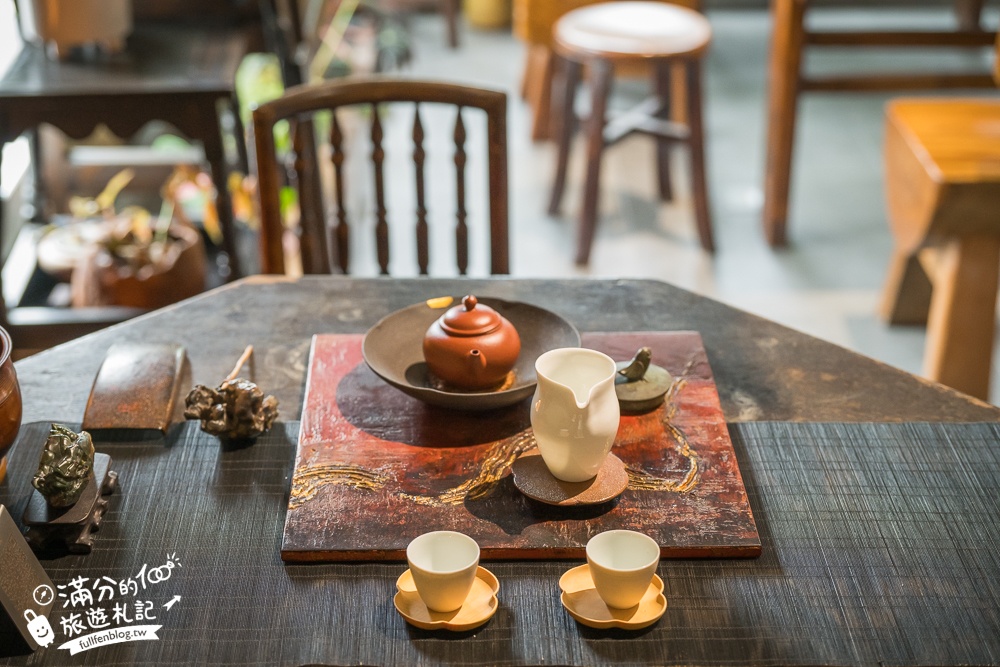 2025宜蘭新景點【日光山茶屋】群山環繞的田野茶館,優雅泡茶品茶香,還能輕鬆眺望龜山島!