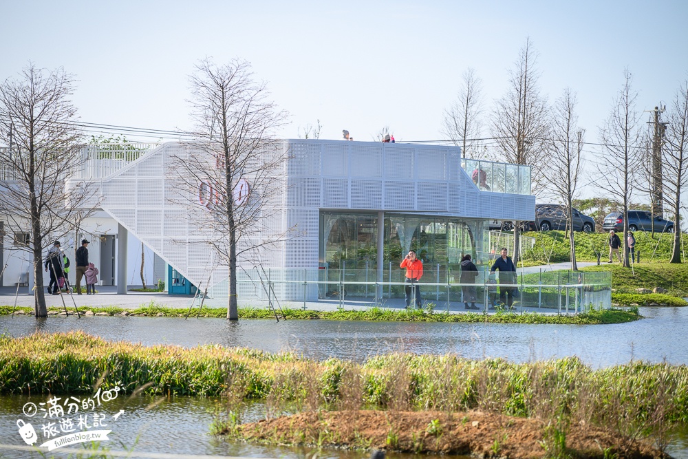 桃園【The QiAO喬寓咖啡】華興池生態埤塘公園最新玻璃屋咖啡館,飛機看到飽,還能玩SUP&踩天鵝!